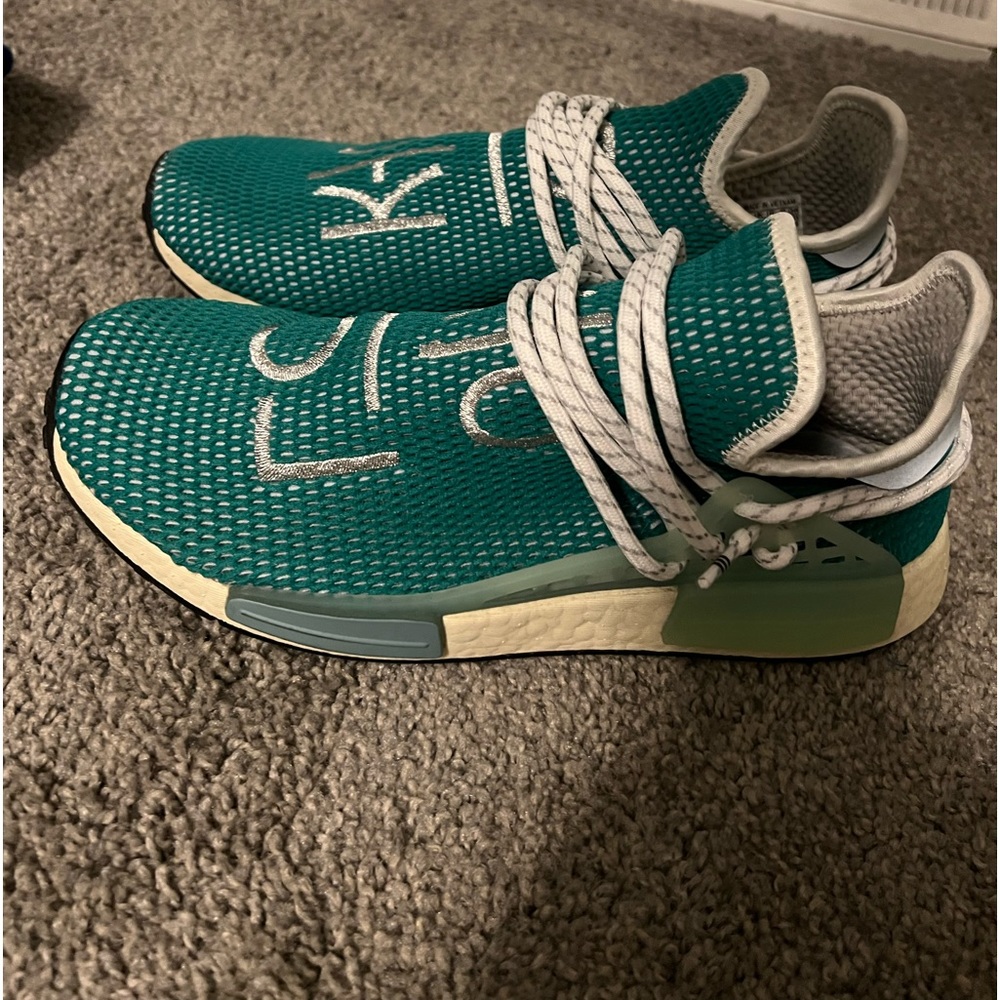 Pharrell X NMD Human Race Adidas